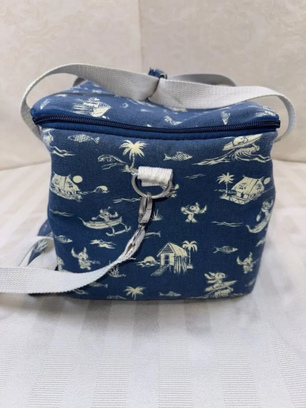 Disney Parks STITCH Blue Soft Side Beach Bag Cooler Picnic Tote Shoulder Strap